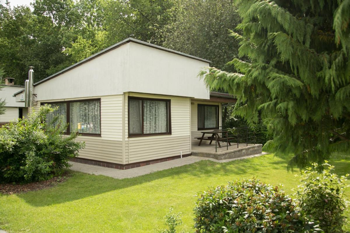 Camping Oaza Blonie Kornik Domki Standard - 3 Pokoje Ngoại thất bức ảnh