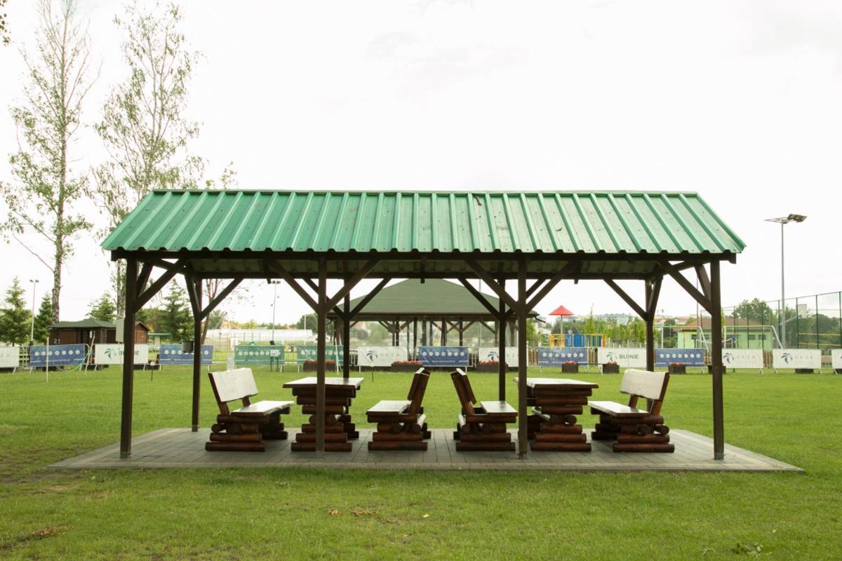 Camping Oaza Blonie Kornik Domki Standard - 3 Pokoje Ngoại thất bức ảnh