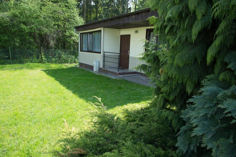 Camping Oaza Blonie Kornik Domki Standard - 3 Pokoje Ngoại thất bức ảnh